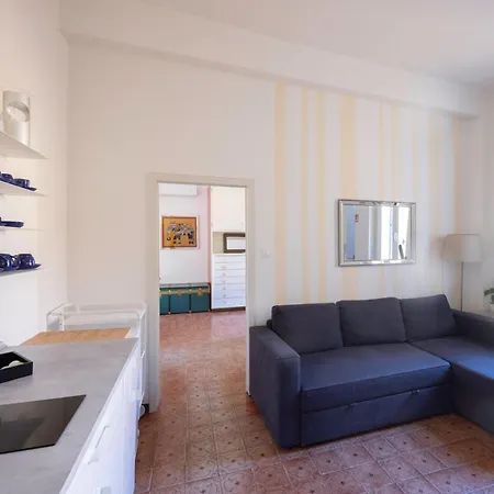 Santo Stefano, By Short Holidays Apartament *