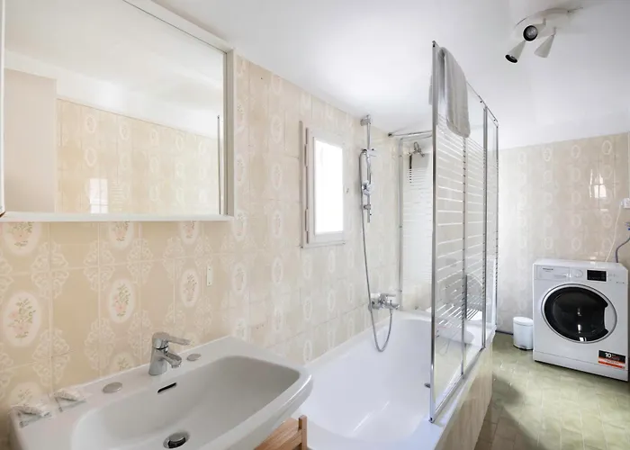 Santo Stefano, By Short Holidays * Boloňa