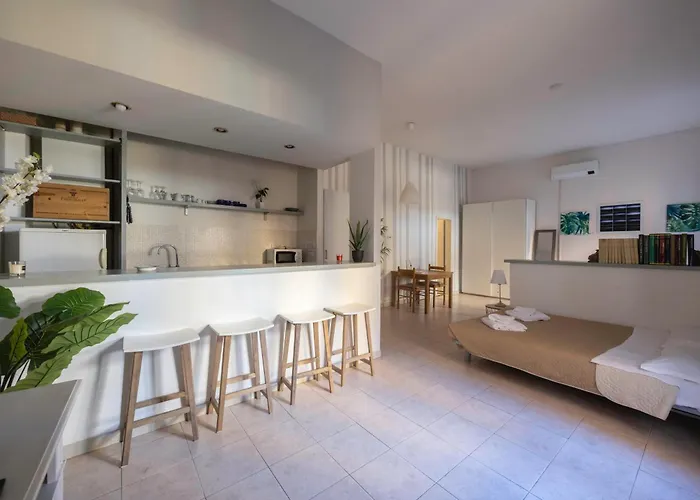 Santo Stefano, By Short Holidays *