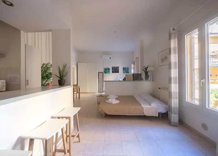 Santo Stefano, By Short Holidays